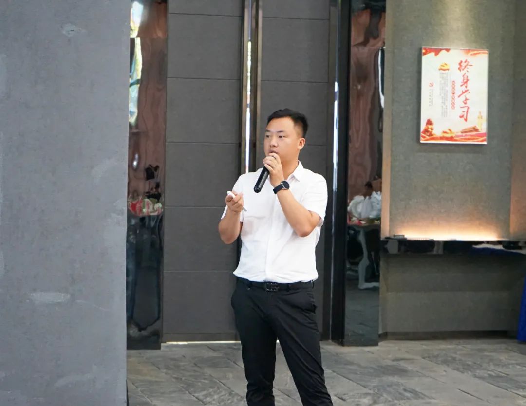 1658999891113152.jpg 7.jpg